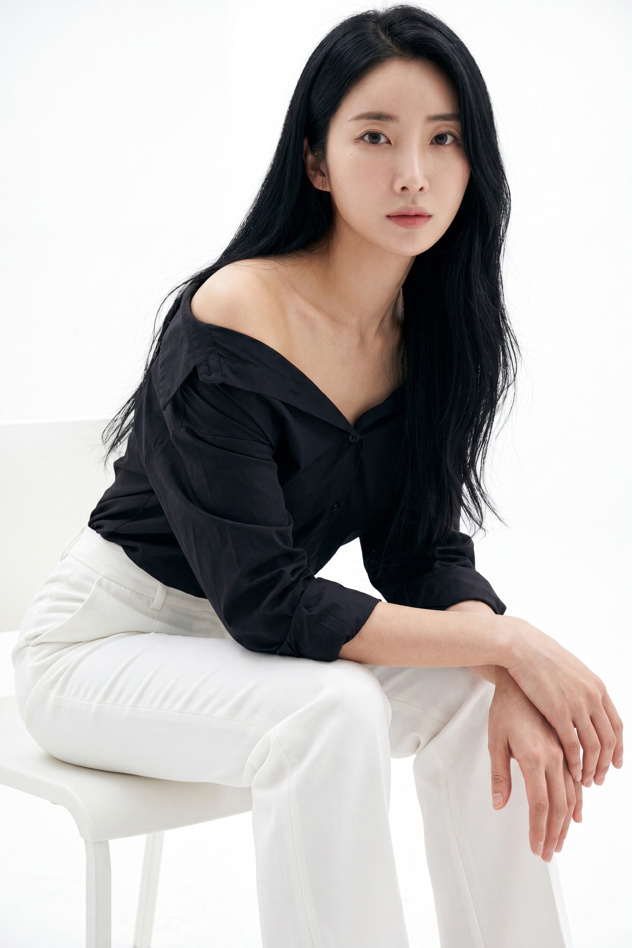 Jenny Kwon — portrait